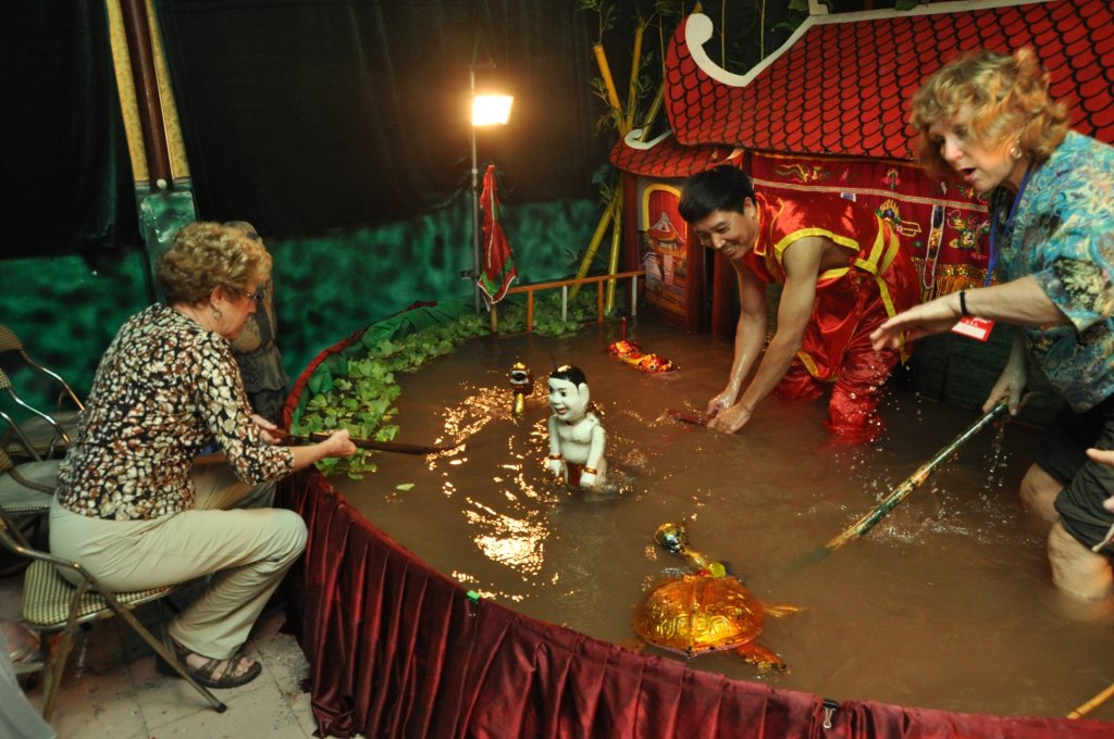 Ha Noi Cyclo and Water Puppet Show